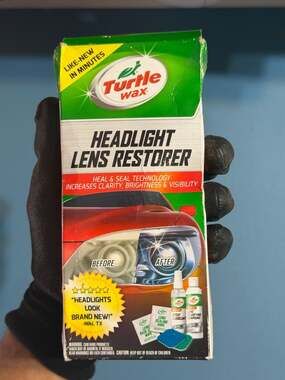 Turtle Wax Headlight Lens Restorer Kit T240KT